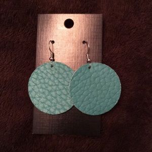 1.5 inch leather earring